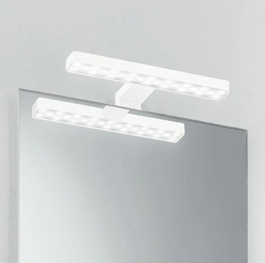 Applique da bagno led integrato con struttura in termoplastica e diffusore in acrilico con fissaggio su cornice o su specchio 5.2W 440lm 4000°k collezione FORD