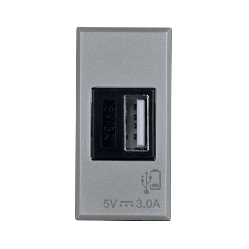 Caricatore USB Universale. 3A DOMUS\TEKLA\ALLUMIA 1M AVE441082USB3A