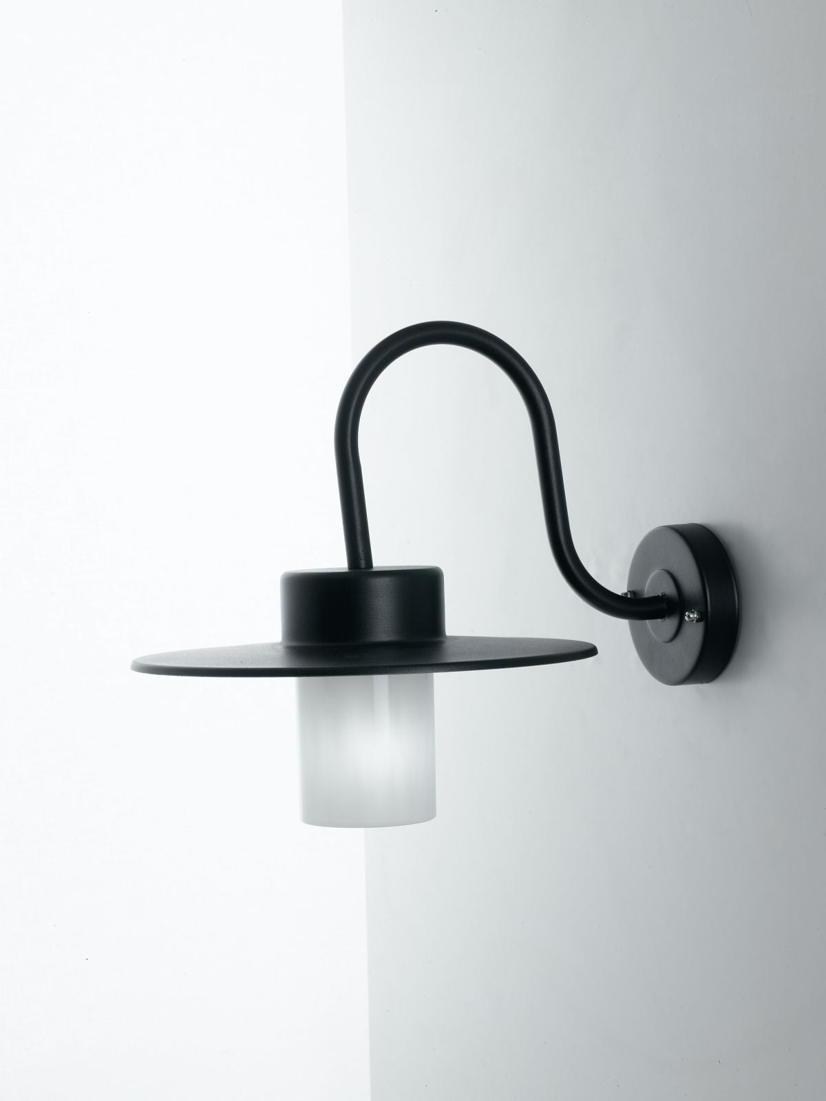 Applique per esterno IP44 in alluminio nero con diffusore policarbonato bianco lampada 1XE27 non inclusa YORK