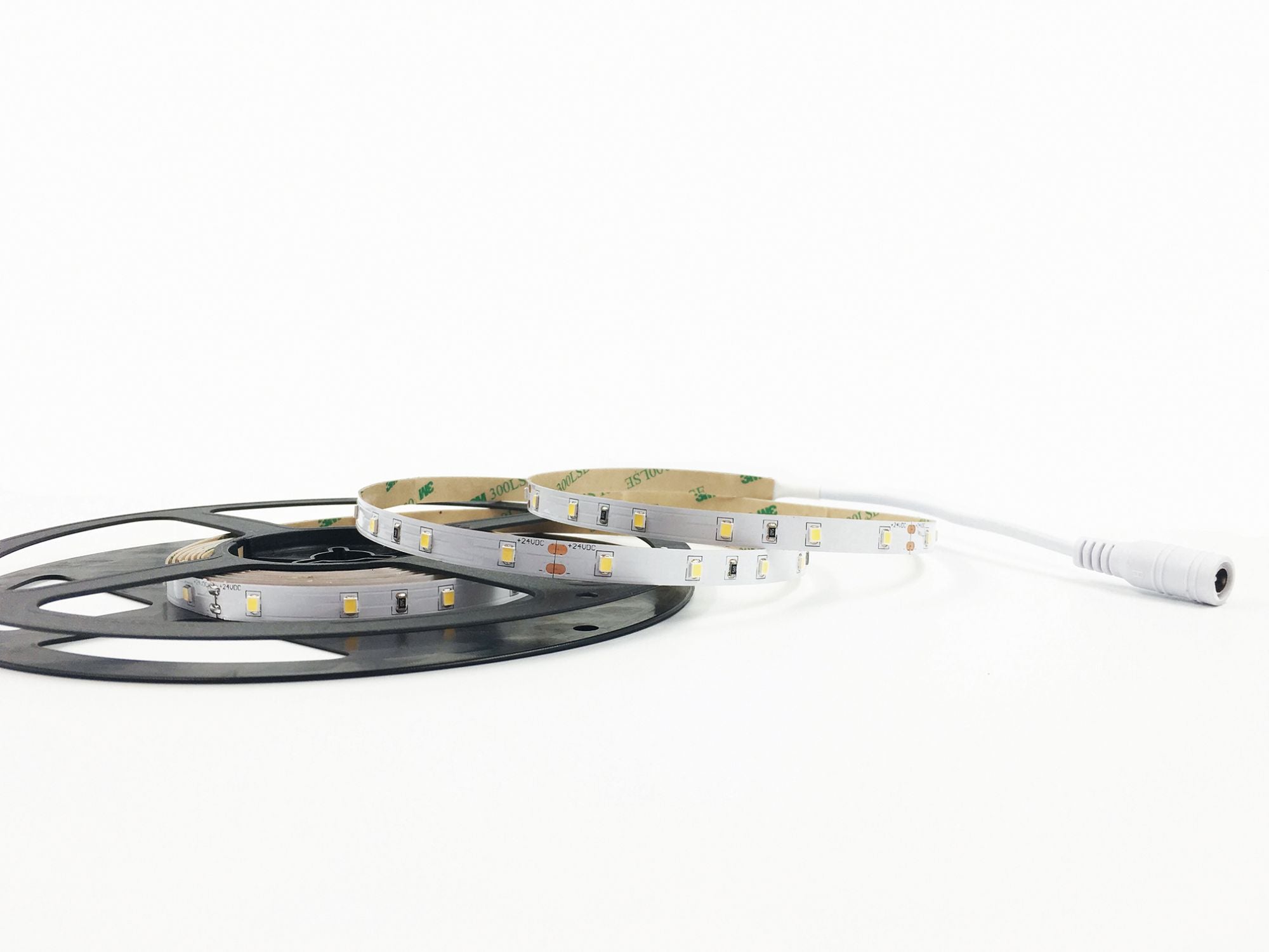 Kit strip led 3 metri 10W/m 820 lumen alimentatore incluso disponibile in tre tonalità 3000-4000-6000°k