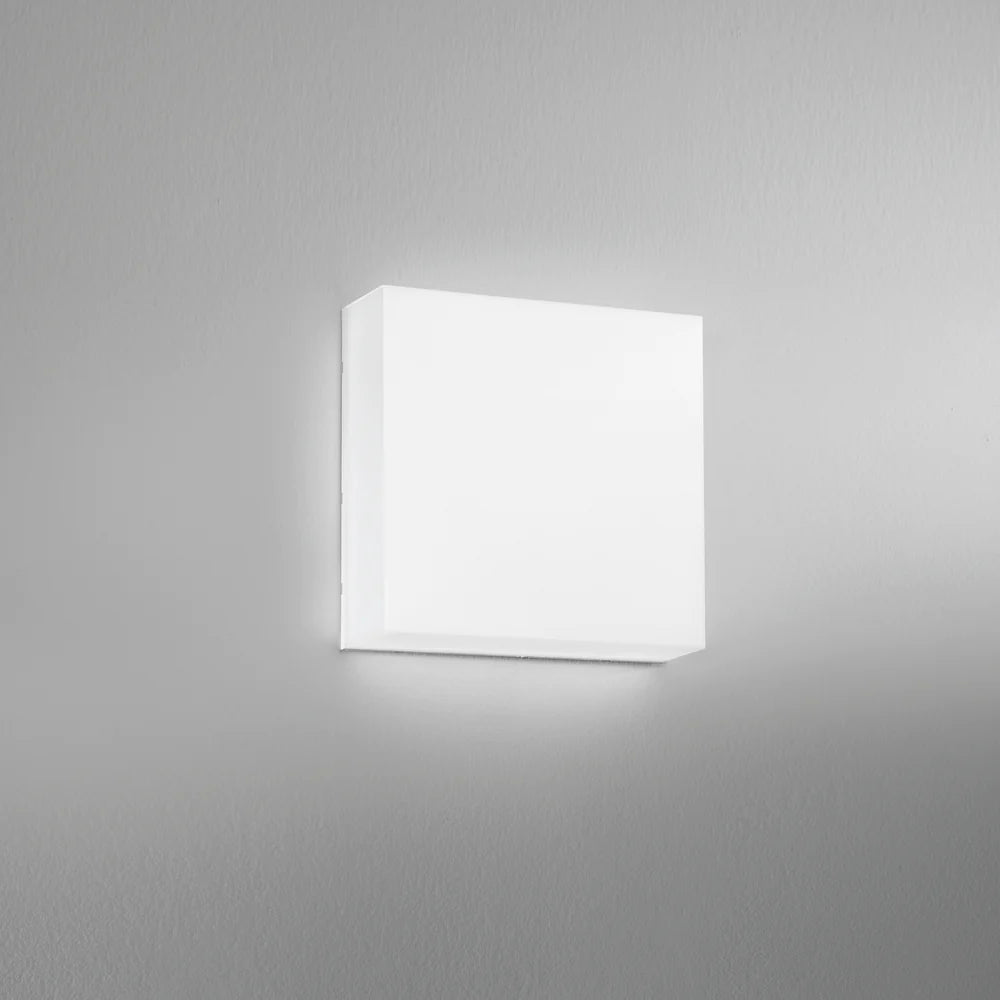 Plafoniera per esterno in acrilico IP65 led integrato CCT con regolazione luce varie forme TOGO