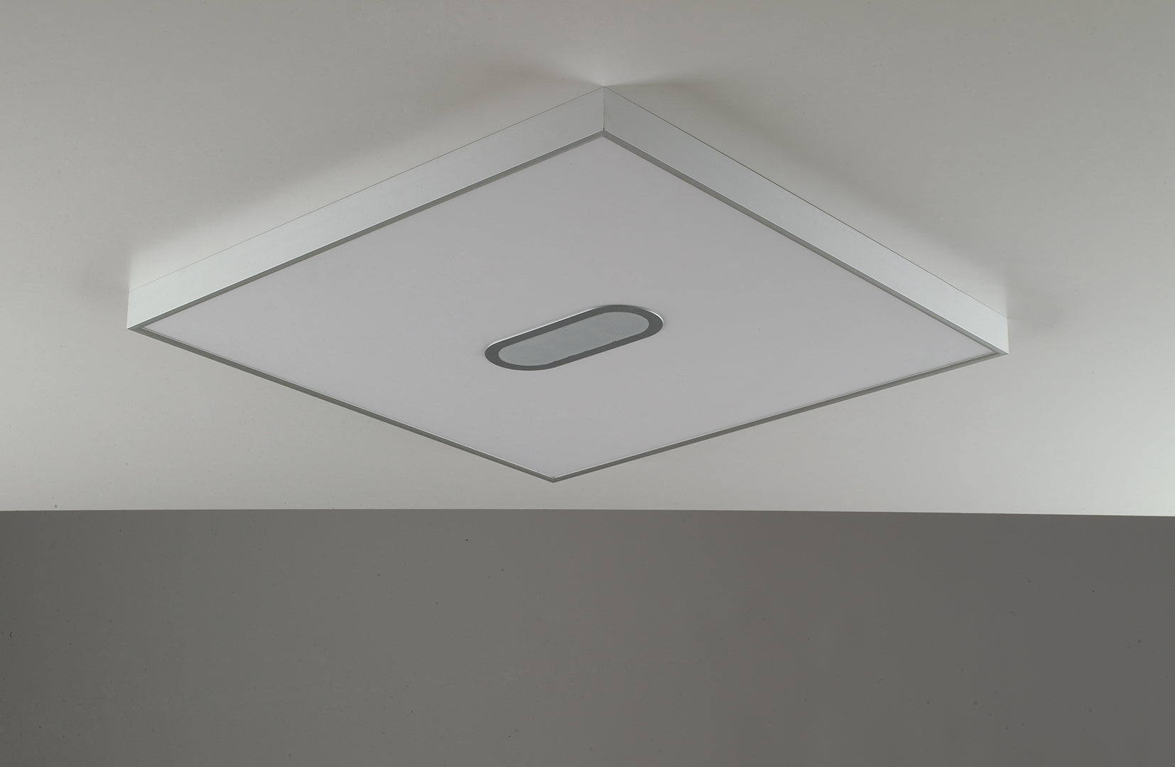 Pannello a led con struttura in alluminio , diffusore in acrilico bianco , CCT telecomando incluso e BLUETOOTH 60X60-30X60