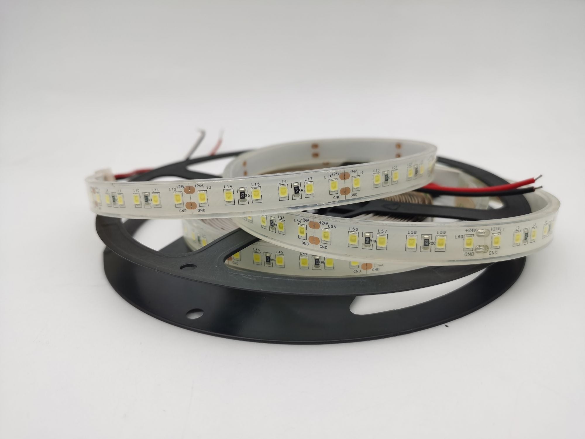 Strip led 5 metri 24V 18W/m IP68 luce fredda 6000°k 11290lm