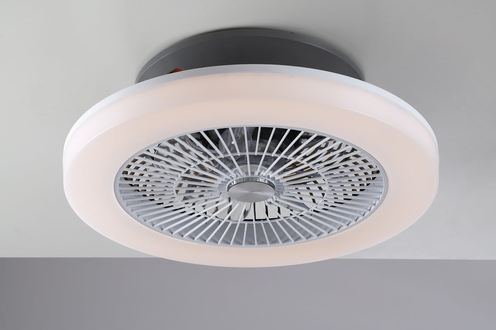 Plafoniera con ventilatore led integrato CCT 34W 4450lm collezione FOEHN