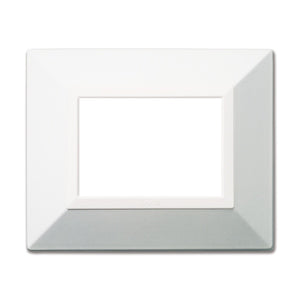 AVE Placca Zama, S44 colore bianco micalizzato, metallo con cornice bianco 3/4/7 moduli 44P93BMC